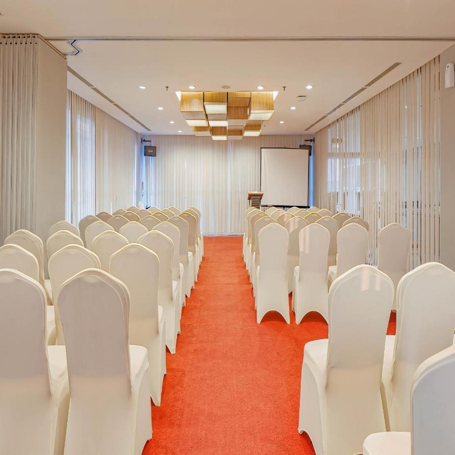 Howard Johnson By Wyndham Pekalongan Kültér fotó
