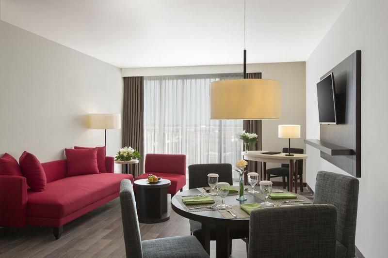 Howard Johnson By Wyndham Pekalongan Kültér fotó
