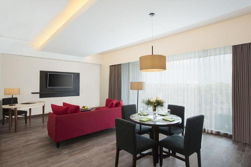 Howard Johnson By Wyndham Pekalongan Kültér fotó